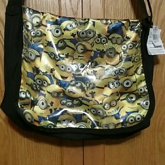 Minions Despicable Me Handbags - NWT- Despicable Me Minions Mayhem Book Bag